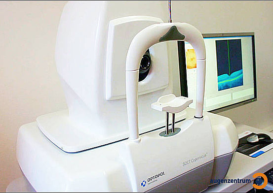 OCT Gerät OCT (Optische Kohärenz-Tomographie) Gerät im Augenzentrum in München.