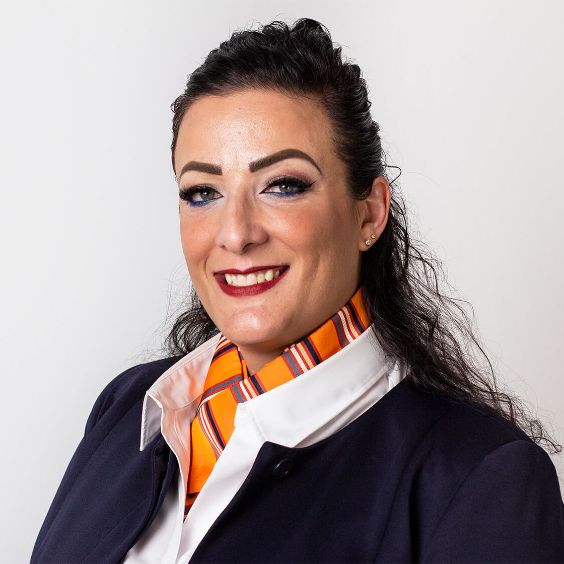 Nina Vrhovac Nina Vrhovac - Staatlich geprüfte Augenoptikerin