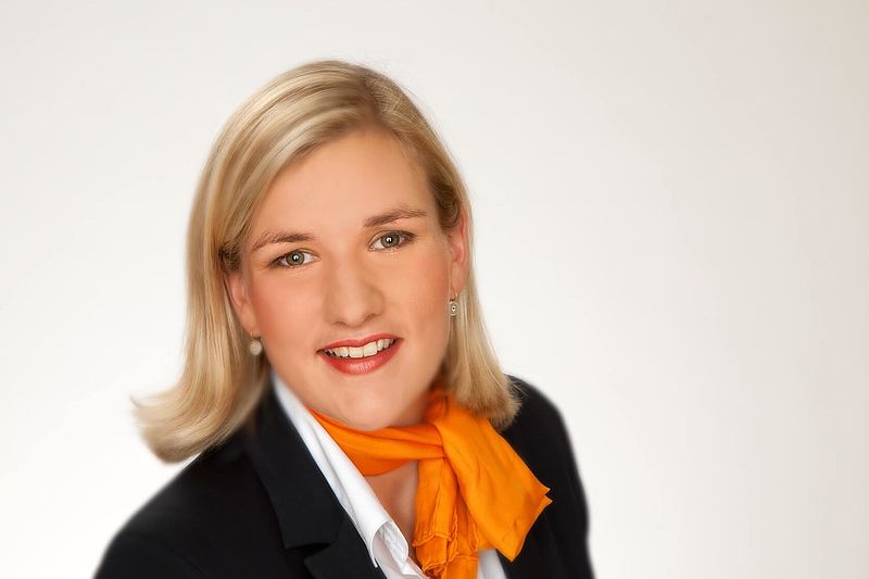 Katharina Butzenberger - Staatlich geprüfte Orthoptistin und Augenoptikerin