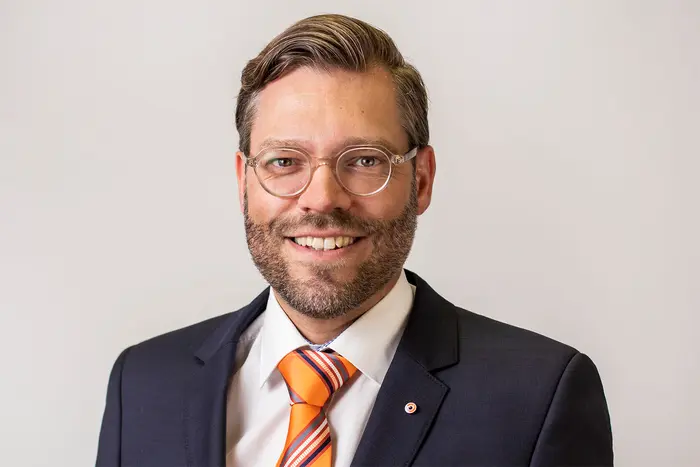 Florian Müller Florian Müller - Staatlich geprüfter Augenoptikmeister